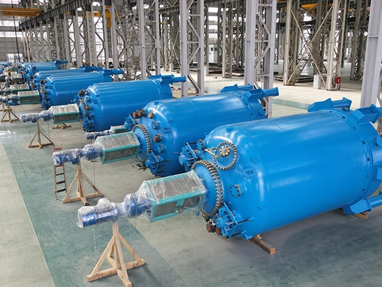 Эмалированный реактор закрытого типа