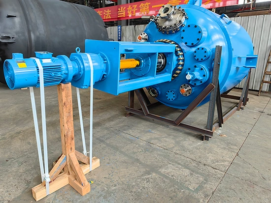 Эмалированный реактор закрытого типа