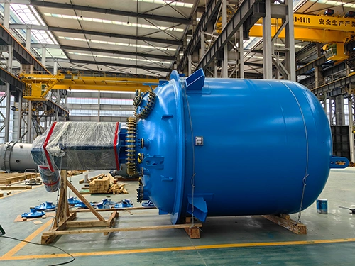 Эмалированный реактор закрытого типа