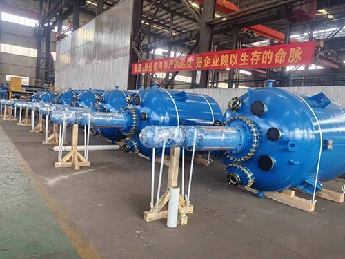 Эмалированный реактор закрытого типа