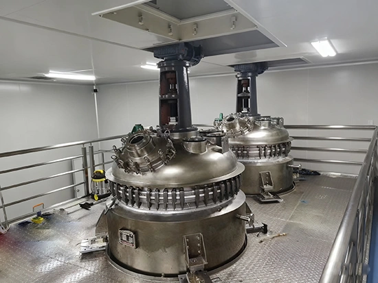 Эмалированный реактор объемом 8000 л с облицовкой из нержавеющей стали