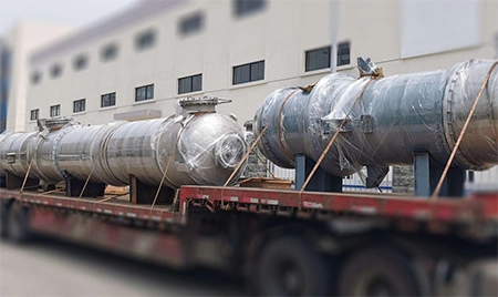 Промышленная ректификационная колонна (материал: титан)