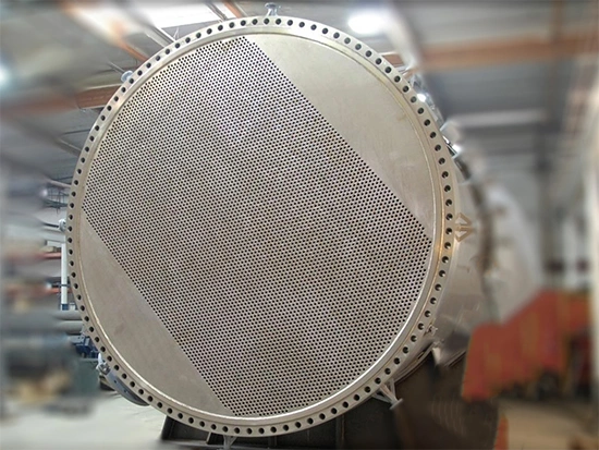 Кожухотрубный теплообменник (материал: титан)