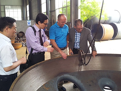 Британские клиенты посещают наши заводы