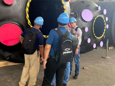 Таиландские клиенты посещают наши заводы